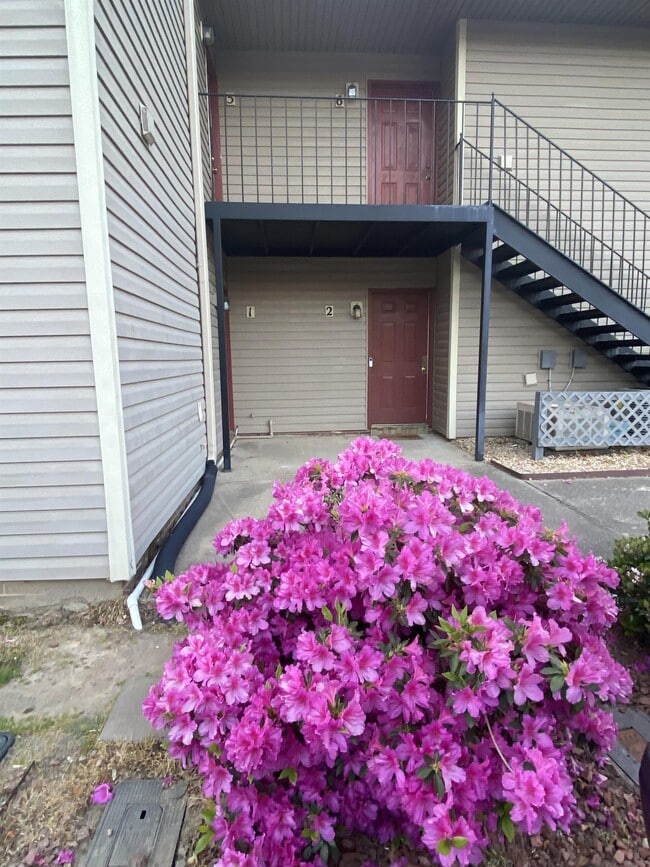 Photo - 6400 Starbrook Dr