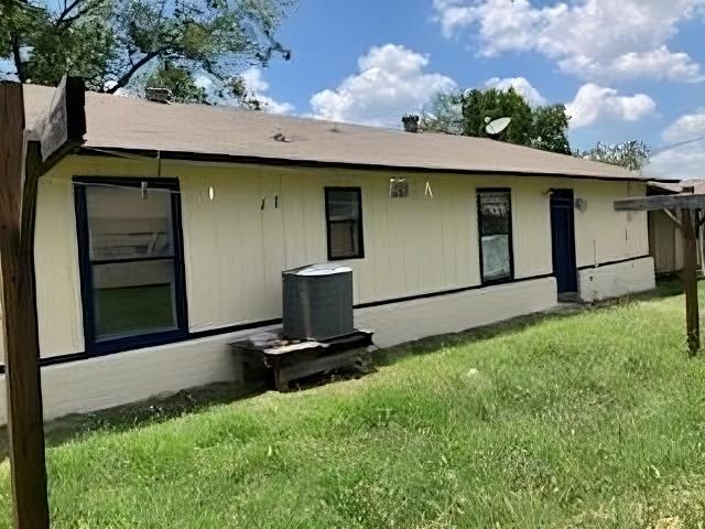 Photo - 851 Aspen Ln