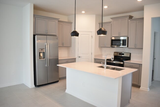 Photo - 1433 Waverunner Ln