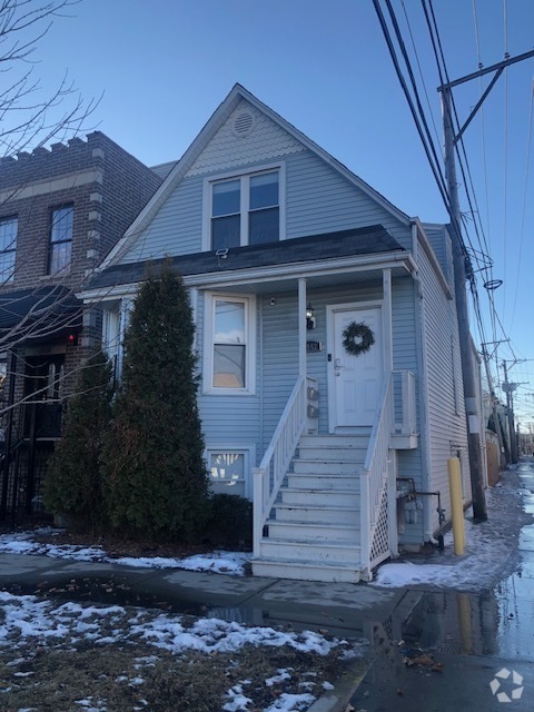 Building Photo - 3942 N Bernard St Rental