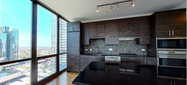 Photo - 610 W Wayman St Unidad PH