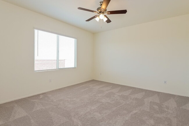 Photo - 11208 S Weismann Dr