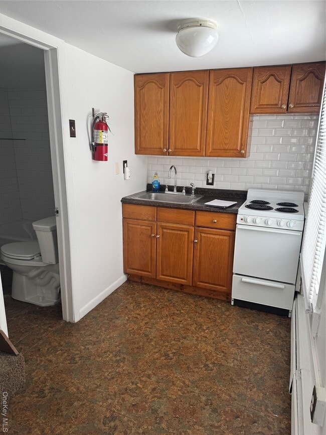 Photo - 523 Fostertown Rd