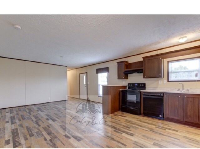 Photo - 149 Luart Dr