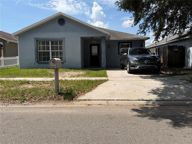 Photo - 2427 Camden Oaks Pl