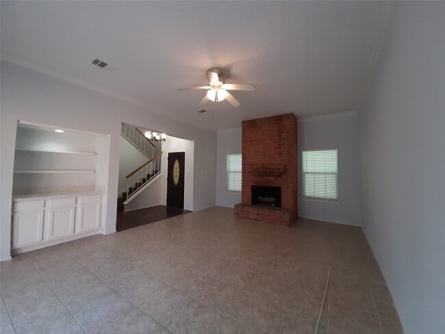 Photo - 8 Fawnchase Ct