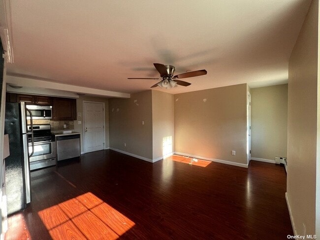 Photo - 2-8 Audrey Ave Unit 7