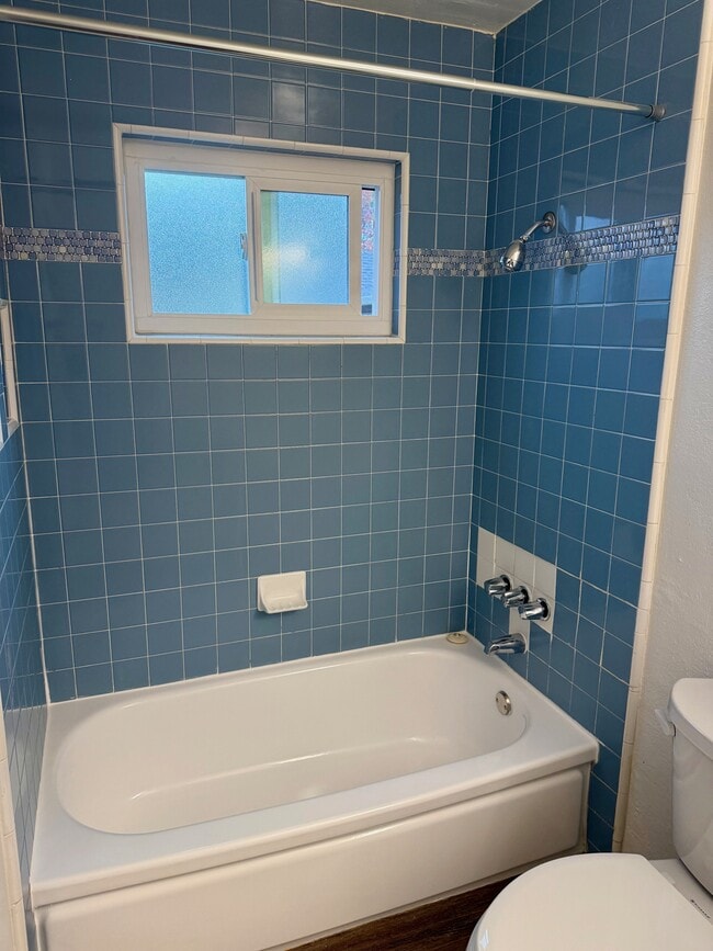 Photo - Olive Court Apartments