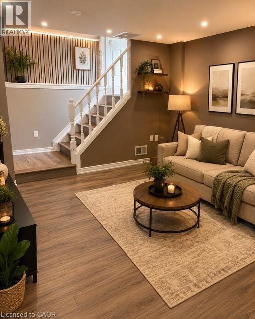 Photo - 143 Grenfell Pl