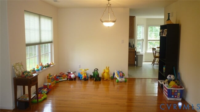 Photo - 9237 Scotts Bluff Ln