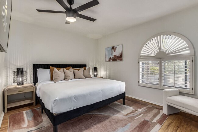5826 E Waltann Ln Unit SI ID1558686P