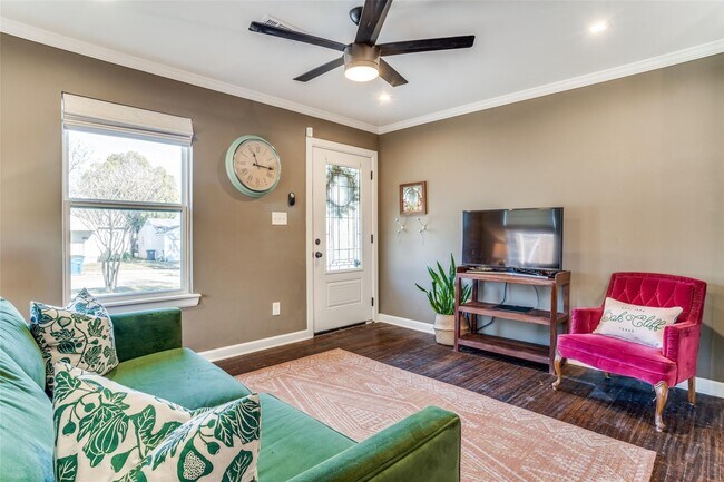 Photo - 1718 Berkley Ave