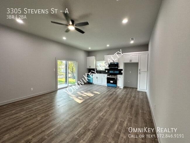 Photo - 3305 Stevens St Unit A