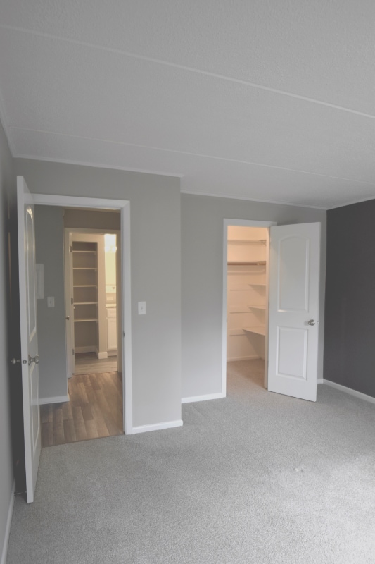 Photo - 15 E Maple St Unit na