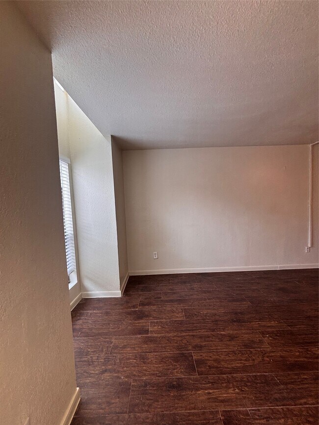 Photo - 2110 Wilcrest Dr Unit 123