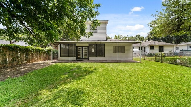 Photo - 8327 Bonner Dr