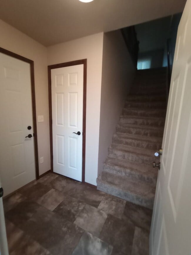 102 Haley Ct