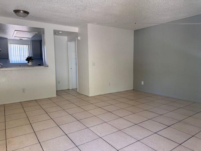 Raintree Garden Apartments