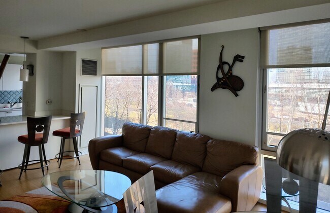 Photo - 2 Earhart St Unit 423