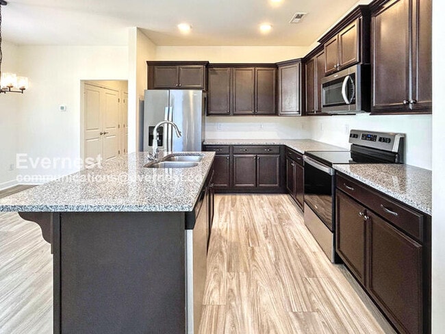 Photo - 799 Coopers Wy