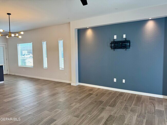 Photo - 12725 Don Norte St