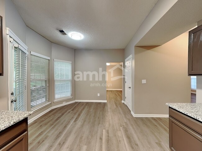 Photo - 5641 Winslow Ave NW