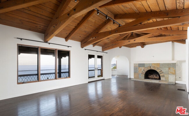 Photo - 629 S Coast Hwy