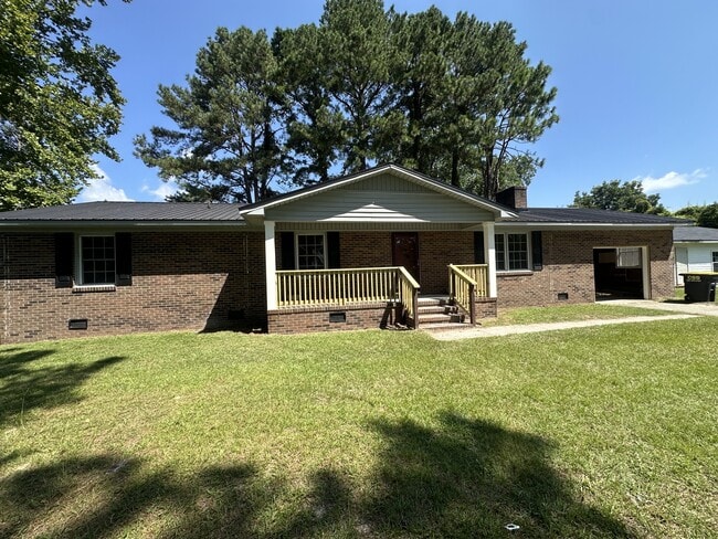 Building Photo - 2610 Forrest Dr Rental