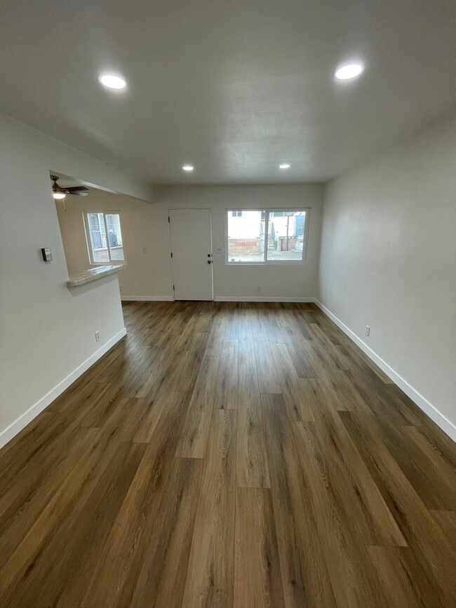 Photo - 12514 Broadway Ave