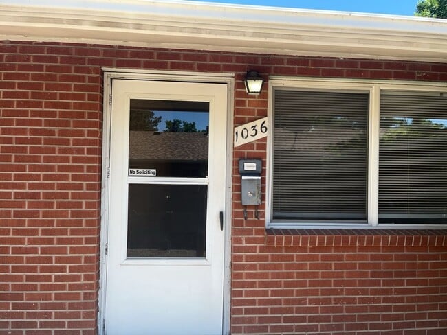 1036-1038 Cragmore Drive - 1036-1038 Cragmore Drive Apartment Unit 1036