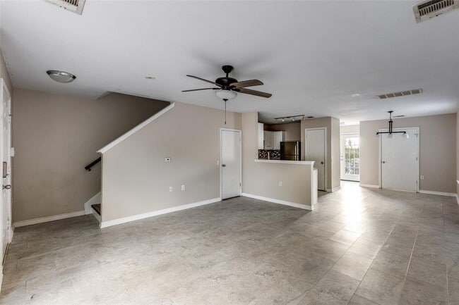 Photo - 11812 Lima Dr