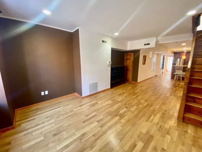 Photo - 4 bedrooms with roof deck and basement