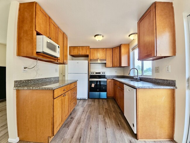 Photo - Beautiful Updated 4BR Home with Large Yard & Deck in Renton Cascade Community