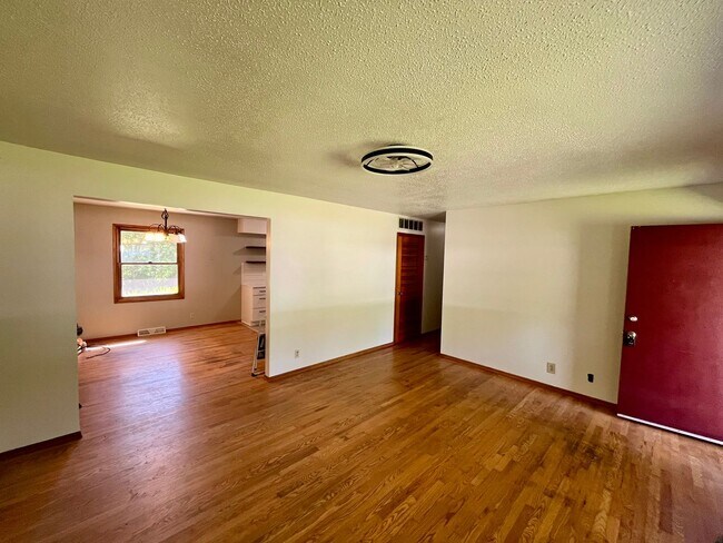 Photo - 3 Bed | 1.5 Bath | 2 Car garage | House