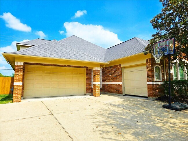 Photo - 5434 Faircreek Ln