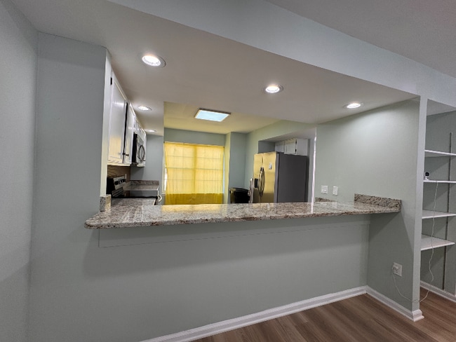 Photo - 106 Franklin Ct