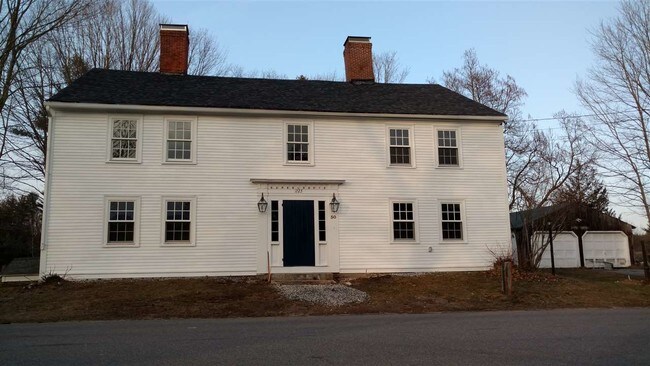 homes for rent derry nh