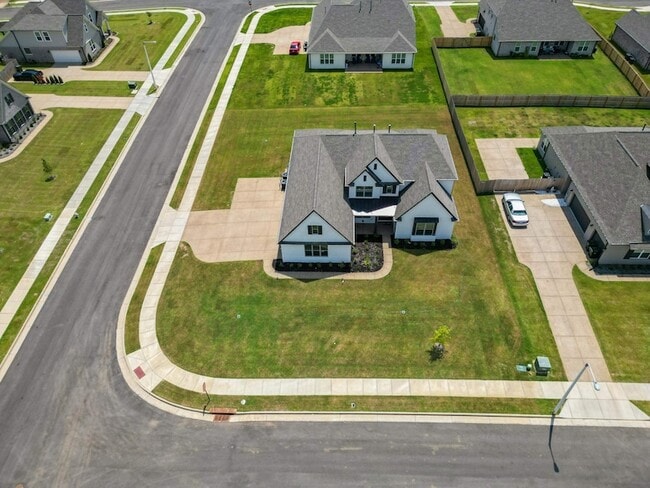 Photo - 6421 Wrenley Cv