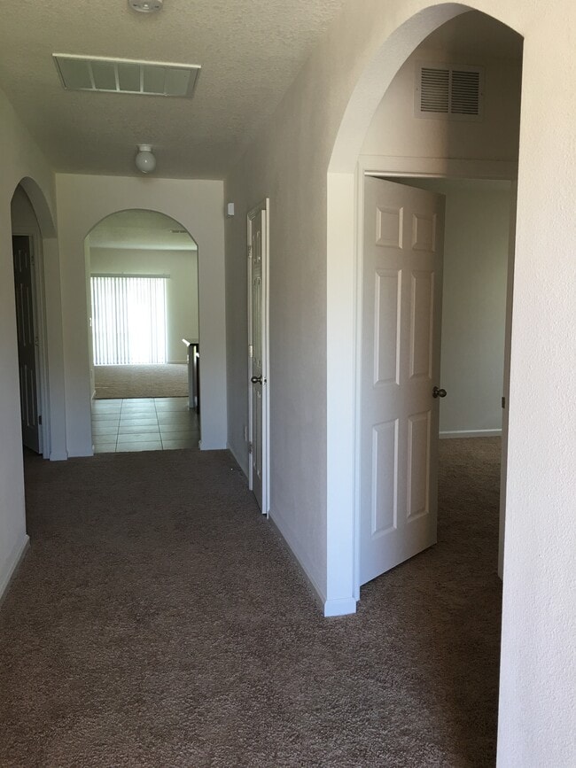 Photo - 1522 Lexington Square SW