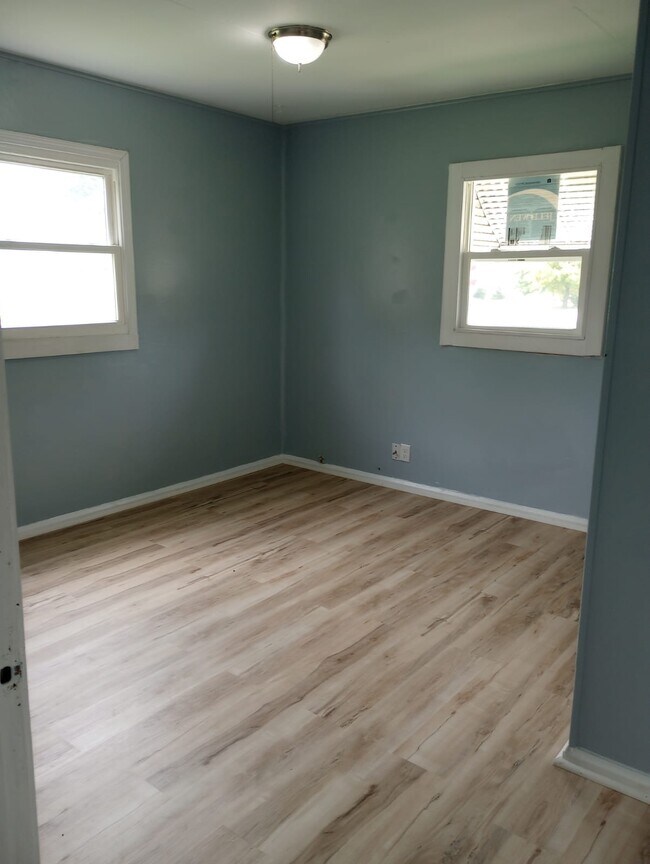 Photo - 3605 Ford St