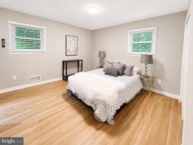 Photo - 3506 Beverly Dr