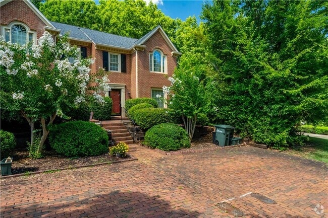 Building Photo - 1271 Whitlock Ridge Dr Rental