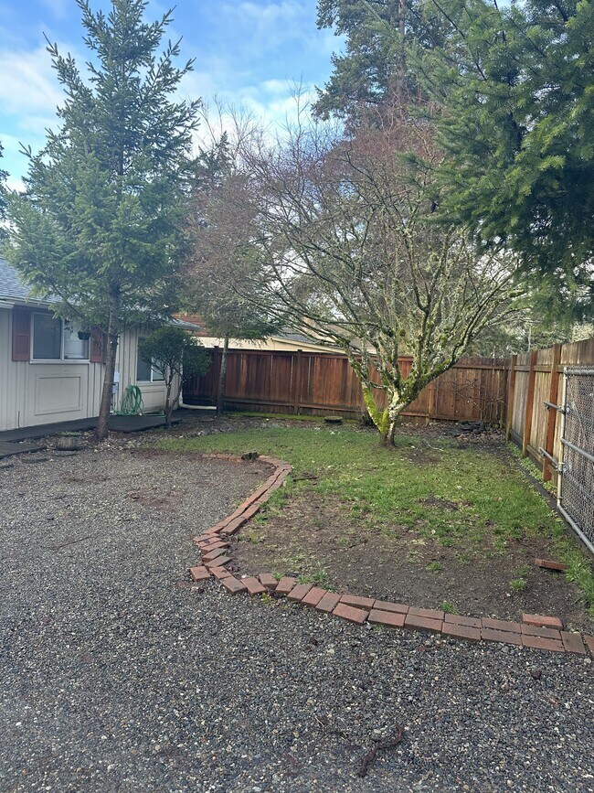 Photo - 6814 Foster St SW