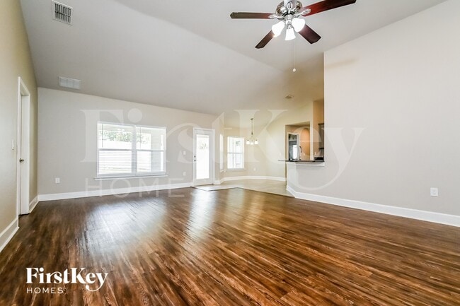 Photo - 243 Brookshire Dr