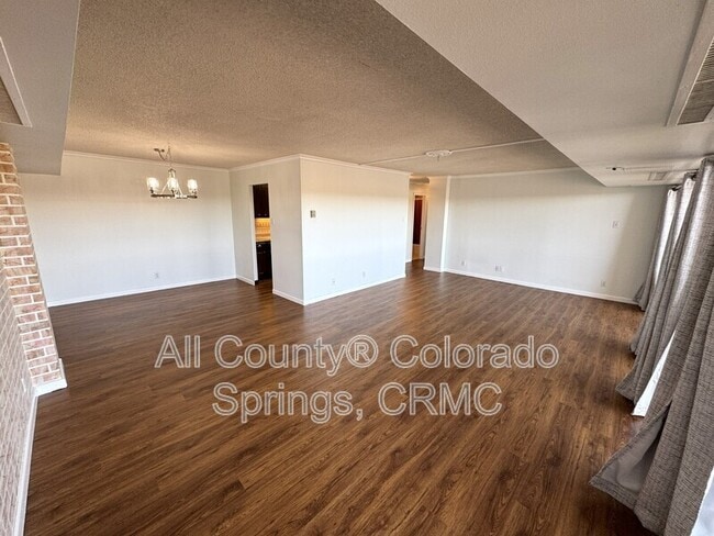 Photo - 411 Lakewood Cir Unidad A802