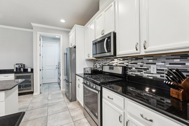Photo - 7823 Loren Cove Dr