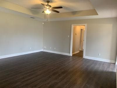 Photo - 1589 Forest Ave