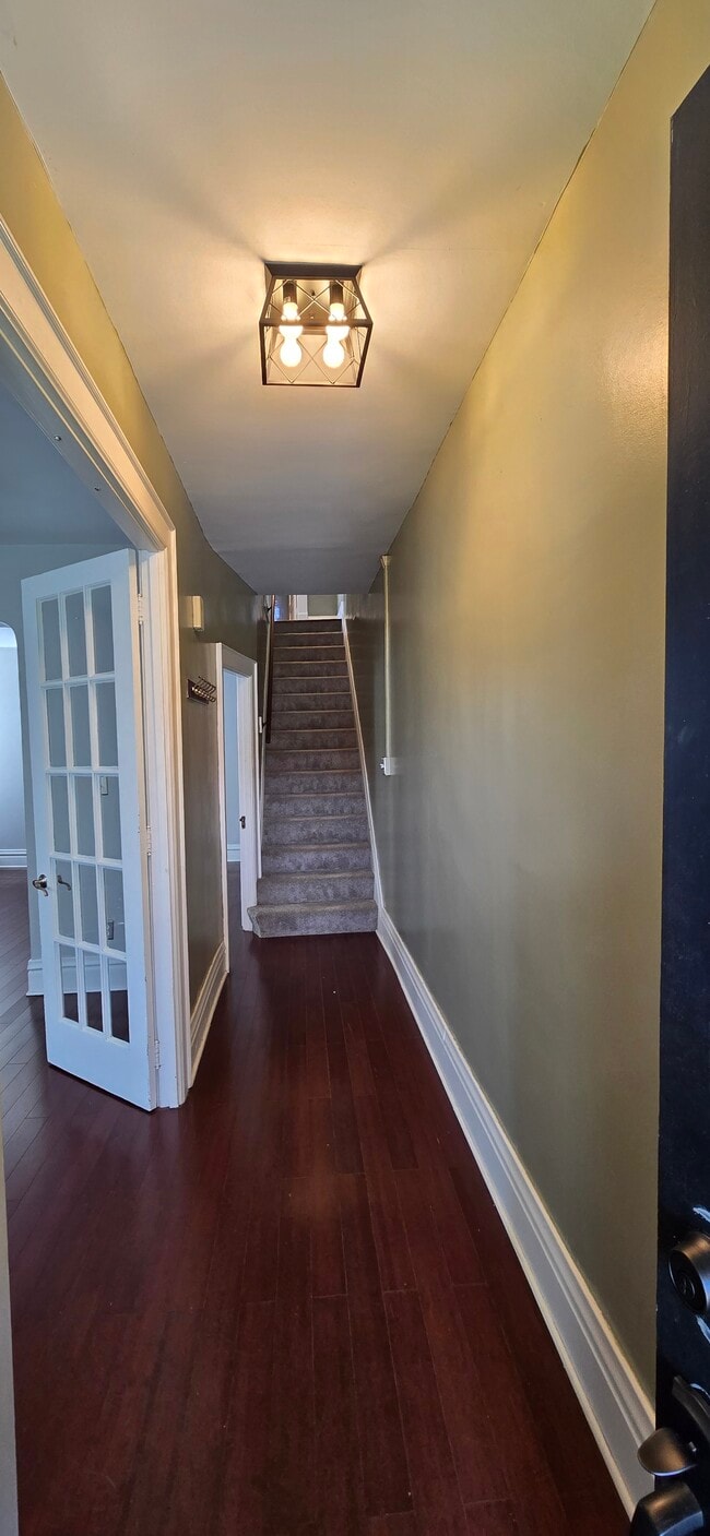 Photo - 25 N 21st St