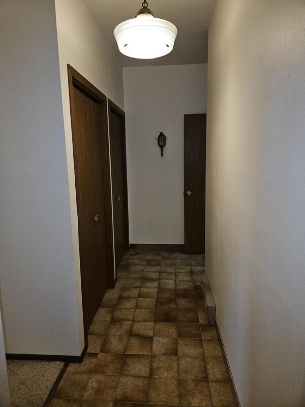 Photo - 1102 N Main St