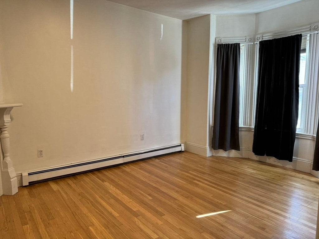 Photo - 32 E Cottage St Unidad 1